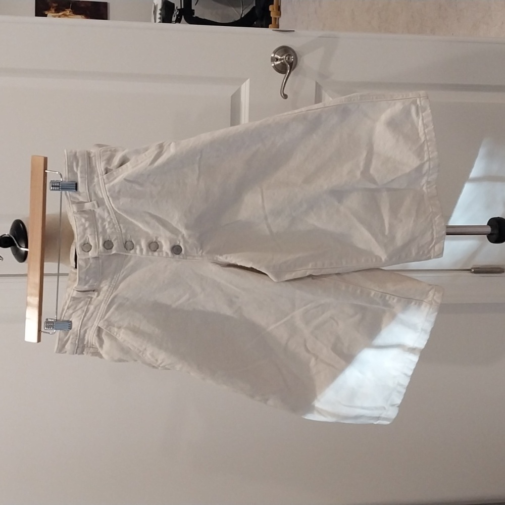 Banana Republic Off-White Button-Front Cordoroy Pants - Flared Crop Pants